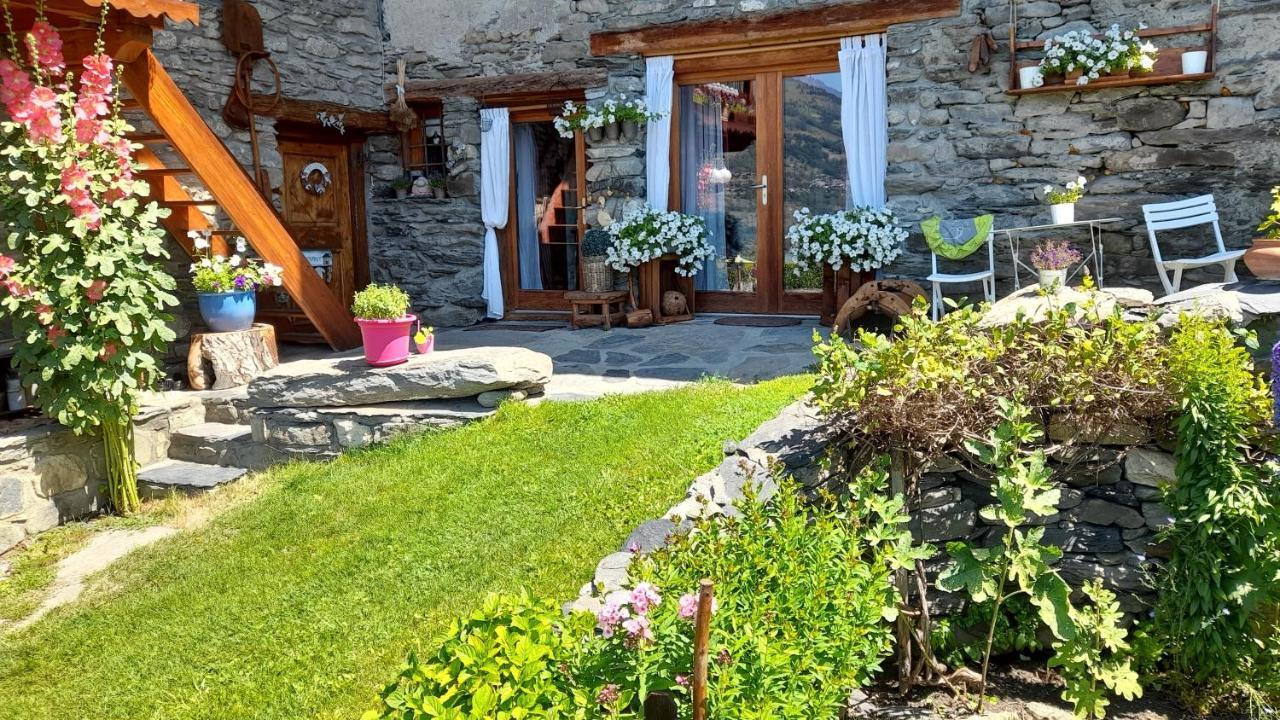 Appartement De Charme 4/6 Pers Dans Joli Village De Montagne Bourg-Saint-Maurice Exterior foto